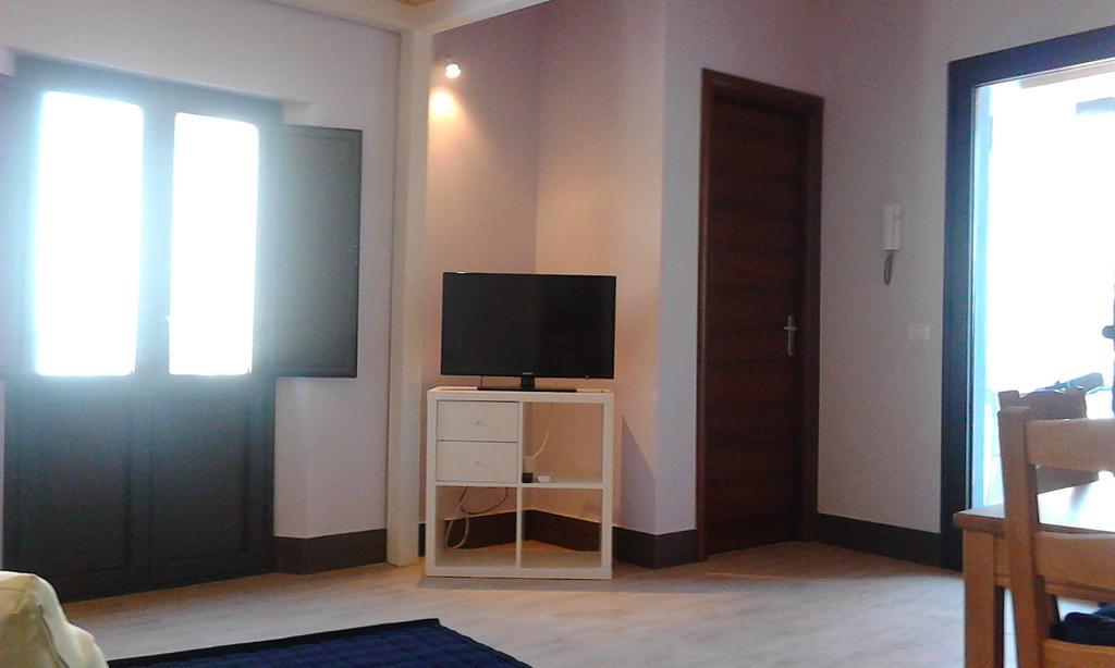 Sky Apartments - Catania City Center Екстер'єр фото