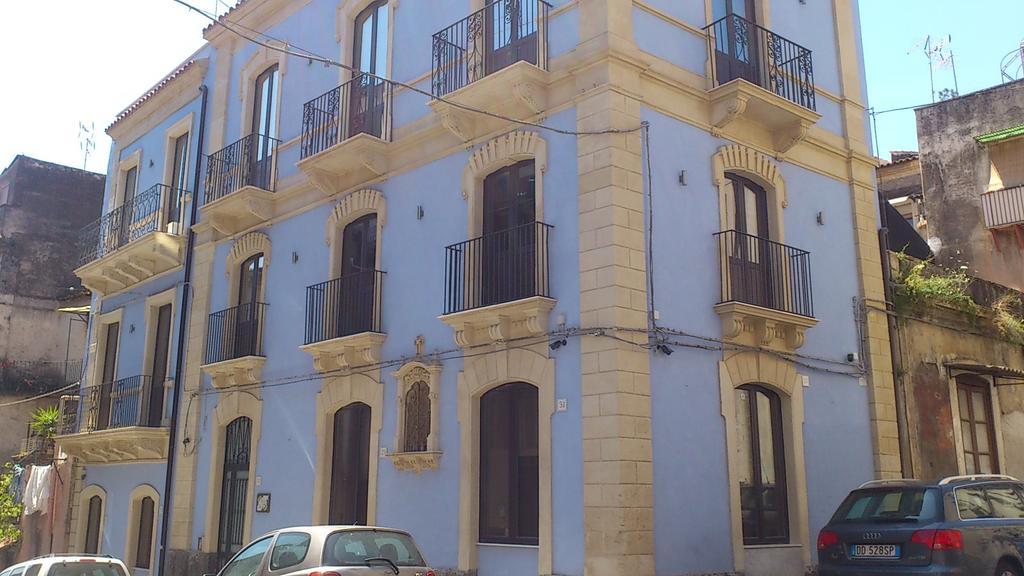 Sky Apartments - Catania City Center Екстер'єр фото